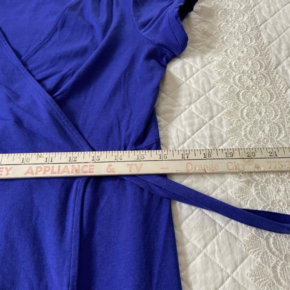 Lands' End Blue Wrap Midi Dress with Short Puff Sleeves V Neck Size Small - Picture 8 of 8